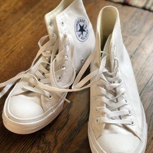White converse shoes